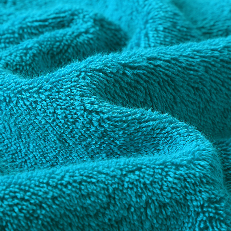 Puuvillane vannitoa rätik, 1040 g, 16 lõnga, spiraalne satiinist kude, brodeeritud logo