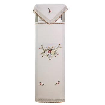 Калъф за климатик с бродирана лента, вертикален стил, пълен калъф, който остава на място при включване; Материал: полиестер-памук; Тъкан: 100% полиестер; Дантела: 50% памук, 50% полиестер; Персонализиране: да; Стил: модерен минимализъм