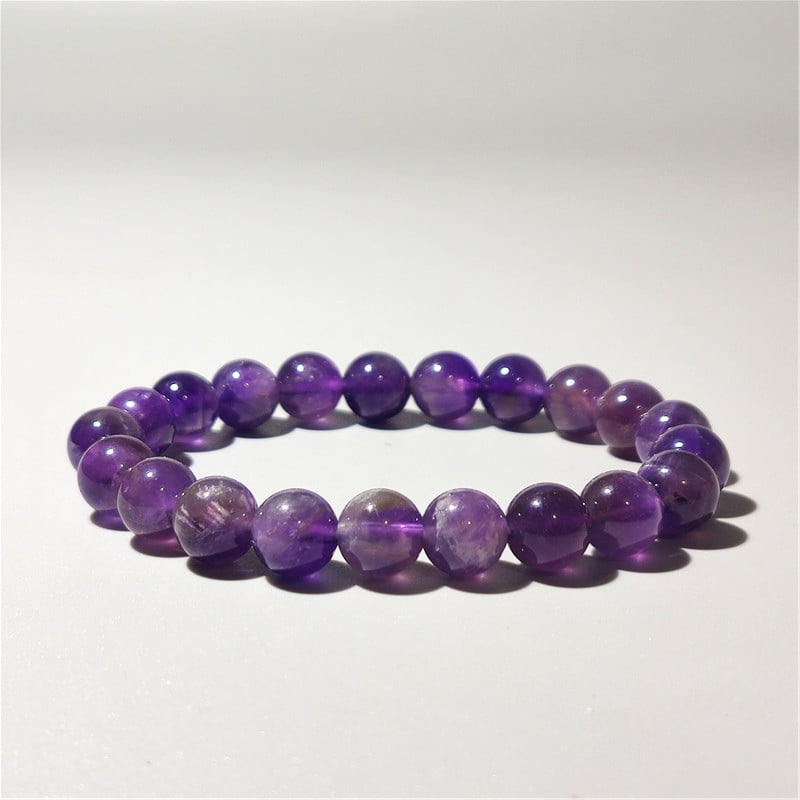 Гривна от аметист кристал – унисекс, минималистичен геометричен дизайн, с един кръг