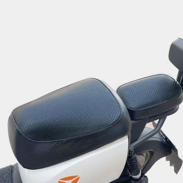 Elektro transportlīdzekļa sēdekļa spilvena pārvalks – PU materiāls, saules aizsardzība, ūdensizturīgs, visām sezonām