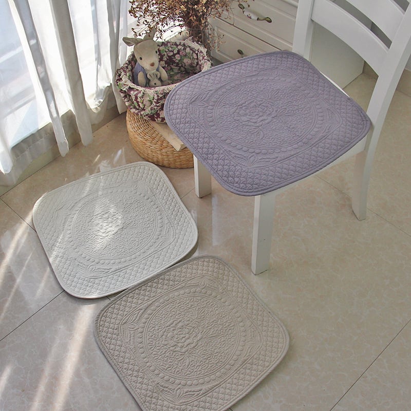 Tooli padi puhtast puuvillast, polüestri kiud, kaasaegne minimalistlik stiil, talvine 2025 väljaanne