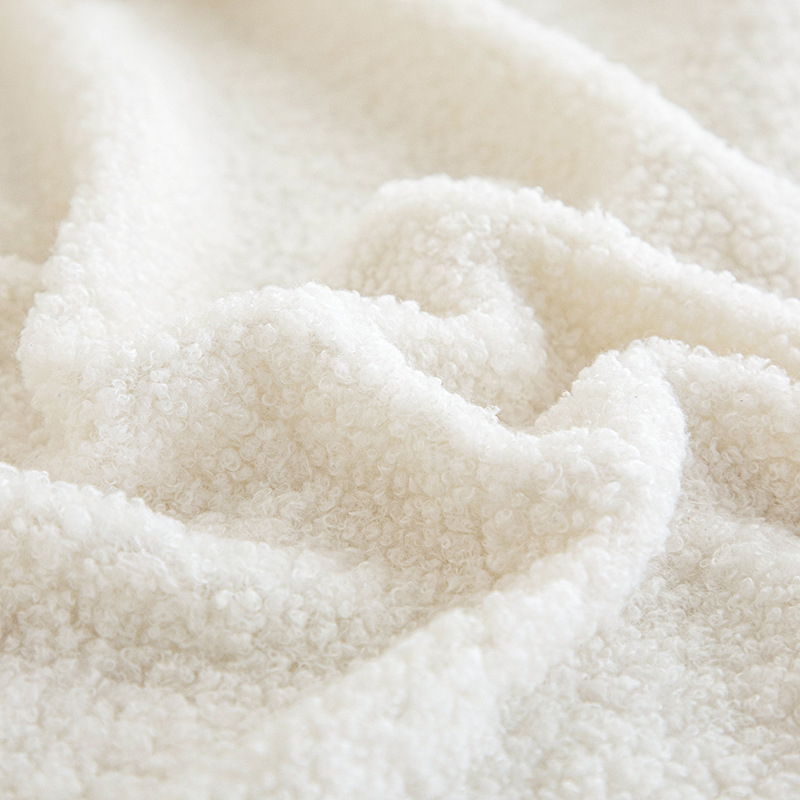 Bucke poliészter kanapéhuzat, univerzális illeszkedés, minimalist stílus, por- és karcolás elleni védelem