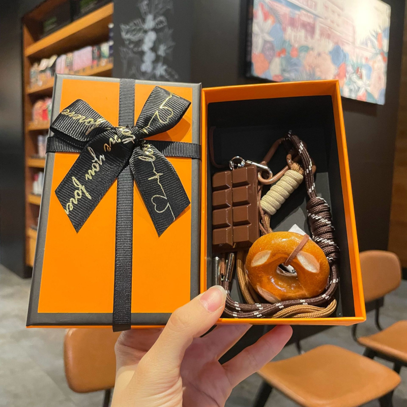 Maillard témájú kenyér kulcstartó, koreai stílus, anyag liszt, egyenként csomagolva