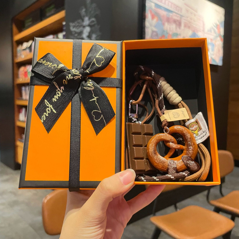 Maillard témájú kenyér kulcstartó, koreai stílus, anyag liszt, egyenként csomagolva