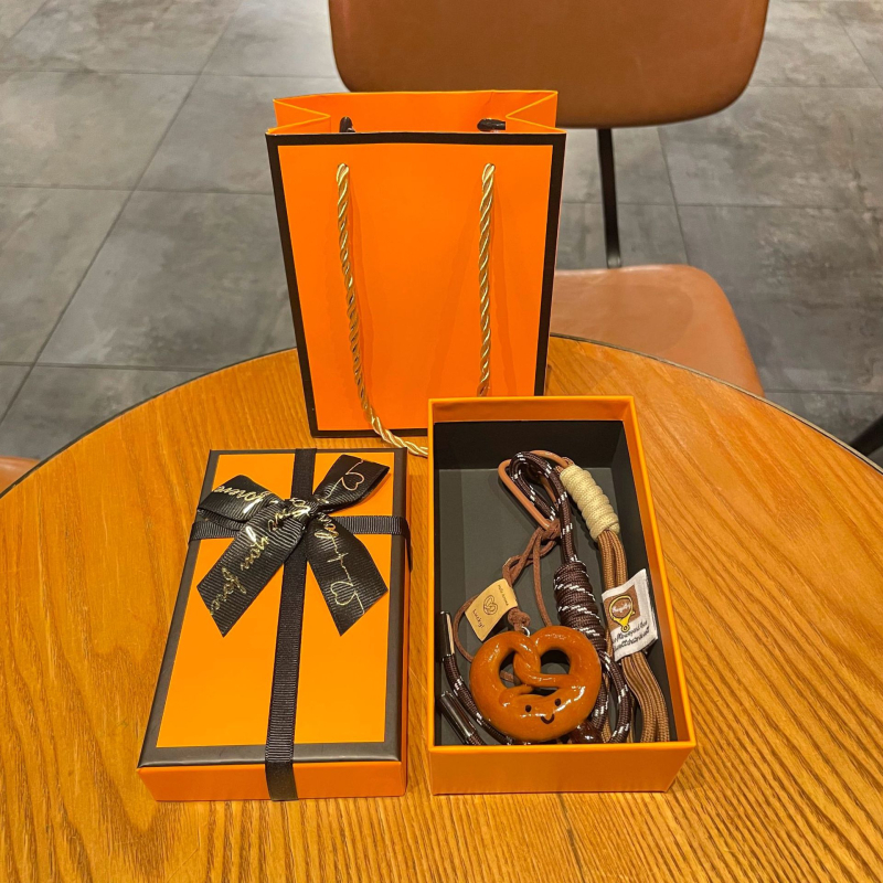 Maillard témájú kenyér kulcstartó, koreai stílus, anyag liszt, egyenként csomagolva