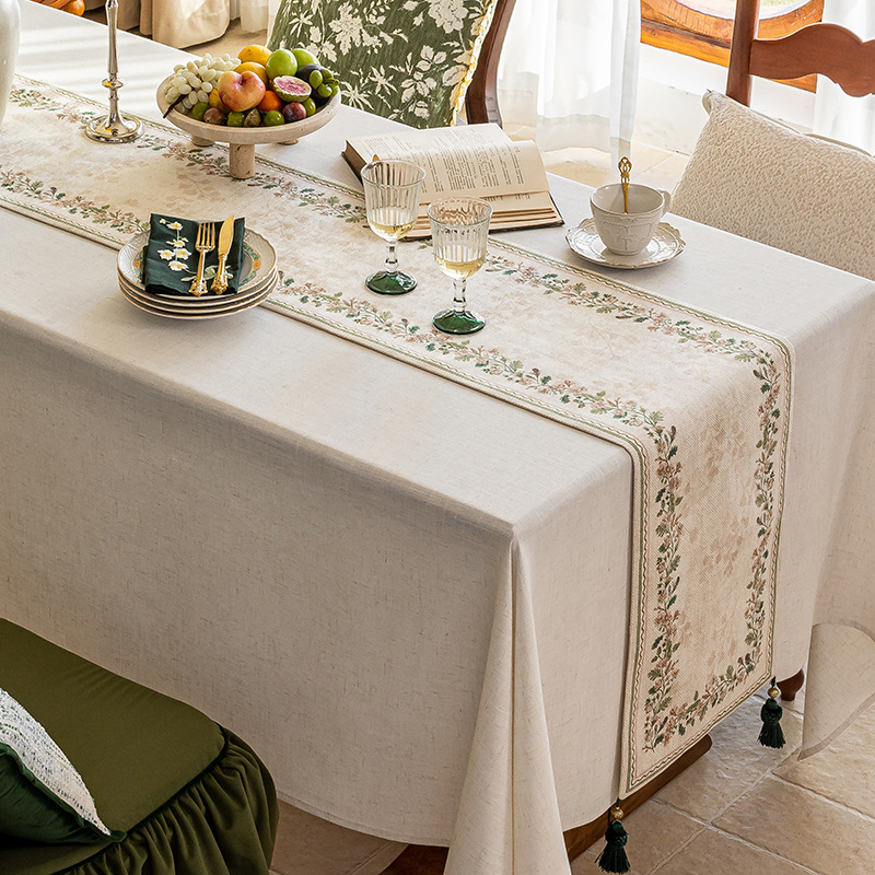 Τραπεζομάντηλο σε γαλλικό στυλ, φλοράλ μοτίβο, ύφασμα, για σαλόνι