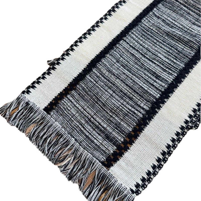 Σημαιάκι τραπεζιού – βαμβακο-λινό ύφασμα, 70% βαμβάκι / 30% λινό, υφαντά φουντάκια, βορειοευρωπαϊκό στυλ, ριγέ μοτίβο, κατάλληλο για σαλόνι, εστιατόριο ή μπαλκόνι