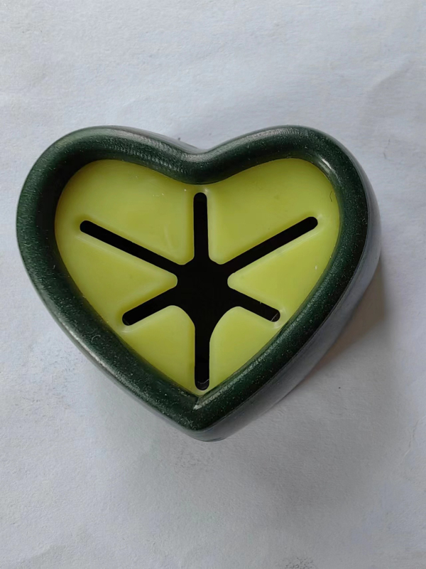 Műanyag egykampos törölközőtartó, modern minimalist dizájn, fúrás nélküli szerelés, teherbírás 2 kg