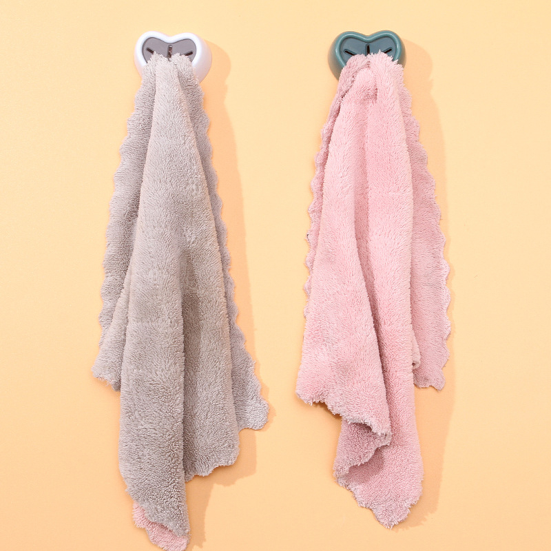 Műanyag egykampos törölközőtartó, modern minimalist dizájn, fúrás nélküli szerelés, teherbírás 2 kg