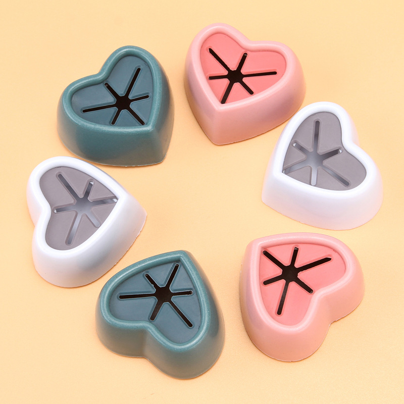 Műanyag egykampos törölközőtartó, modern minimalist dizájn, fúrás nélküli szerelés, teherbírás 2 kg