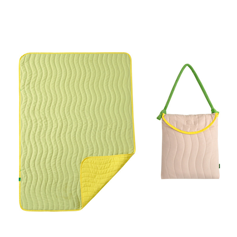 Μαξιλάρι αυτοκινήτου και κουβέρτα, 2 σε 1, γέμισμα πολυεστερικές ίνες, εξώφυλλο από συνθετικές ίνες, μοντέρνο μινιμαλιστικό στυλ, μοντέλο Hmt01