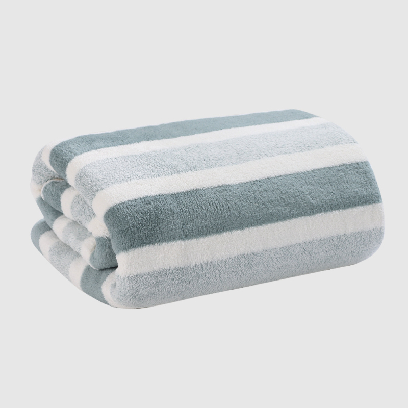 Koral fleece ručnik za kupanje, 400-500 g, 150D pređa, završni šav