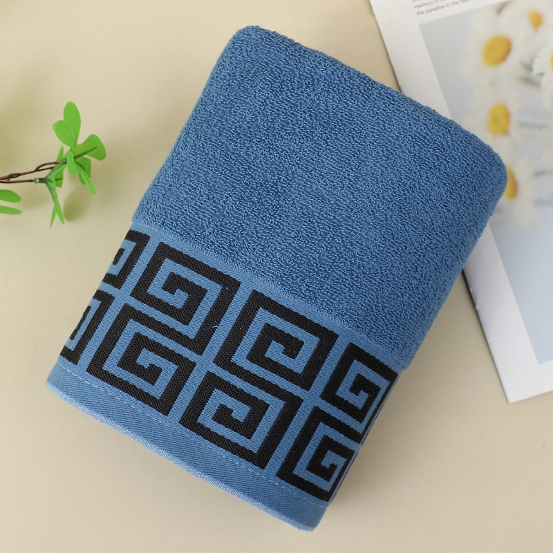 Pamukani kupaći ručnik, debeli veliki ručnik za dom i plažu, 300–400 g, pređa 32S/14S, tkanje: jacquard i običan platno; završna obrada: šav