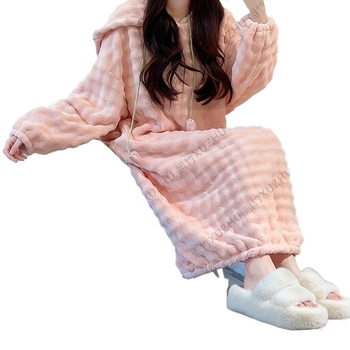 Halat de baie purtabil, absorbant, cu glugă și mâneci lungi; material întărit, prietenos cu pielea, pentru iarnă.