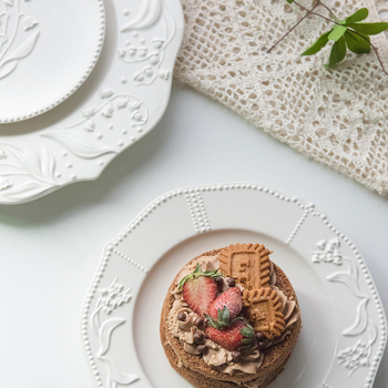 Πορσελάνινο στρογγυλό βαθύ πιάτο, σε σκανδιναβικού στυλ, κατάλληλο για φούρνο μικροκυμάτων