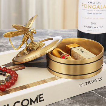 Žalvarinė papuošalų dėžutė šviesaus luksuso stiliaus, europietiško įkvėpimo saugykla, dažyta ir elektroplakavimo paviršiaus apdaila, pritaikomas apdorojimas, licencijuota privataus etiketė