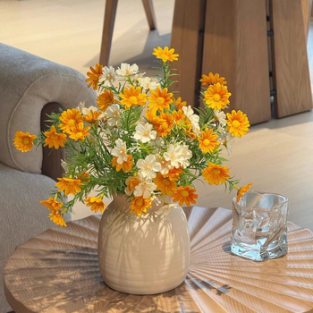  Floare artificială margaretă din mătase — decor floral de la brand Unique pentru living, masă de dining și comodă TV