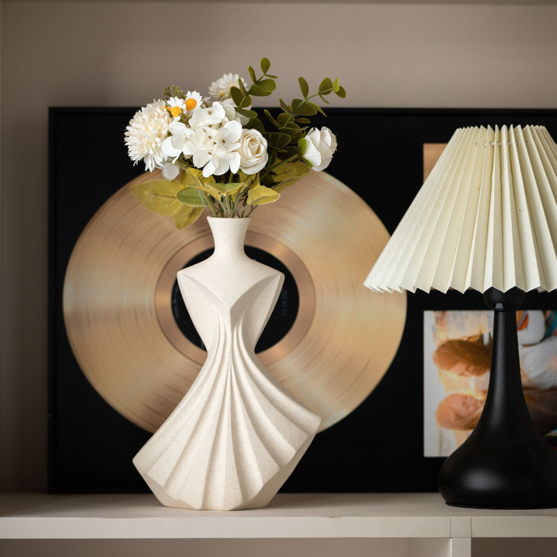 Vază ceramică în stil scandinav modern, pentru decor cu flori uscate - Htm