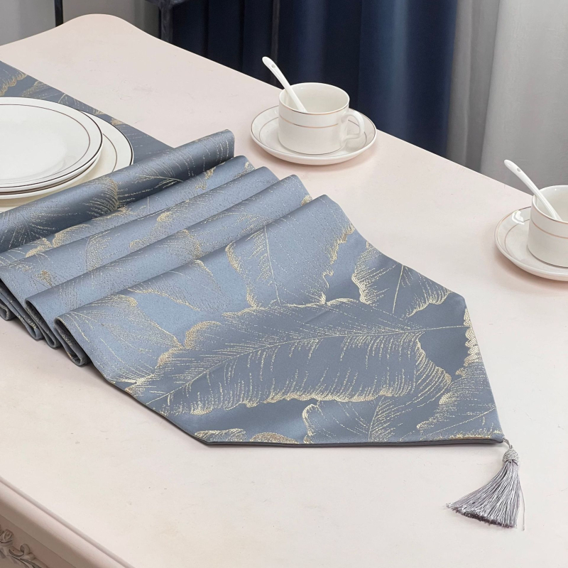 Laudriba kaasaegses Euroopa stiilis, polüesteri 80/20 segu, sobib söögi- ja restoraniruumidesse