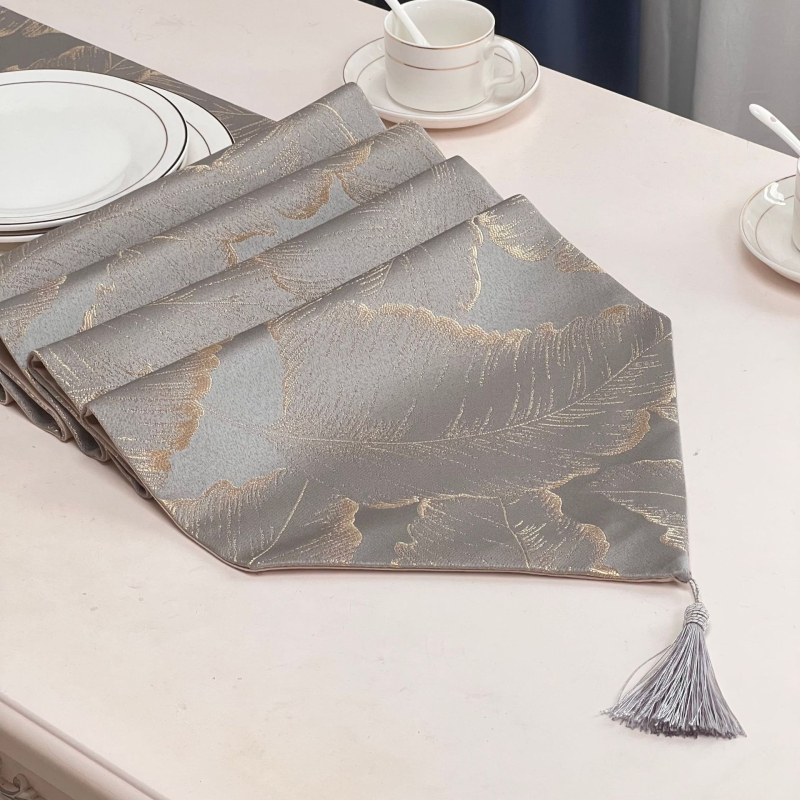 Laudriba kaasaegses Euroopa stiilis, polüesteri 80/20 segu, sobib söögi- ja restoraniruumidesse