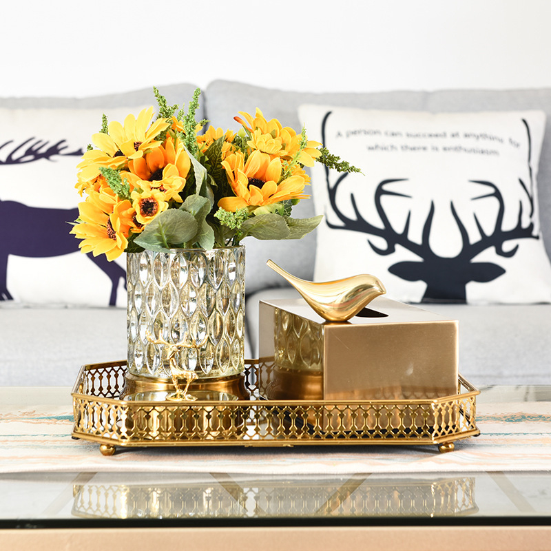 Metallist Euroopa-stiilis luksuslik taldrik, kartongpakendis, mitte imporditud, ei ole kingitus