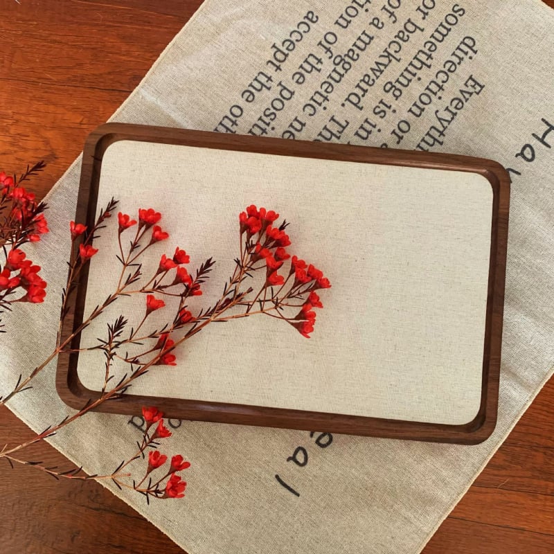 Поставка за бижута от масивно дърво, правоъгълна, еднослойна, със сплайсинг конструкция