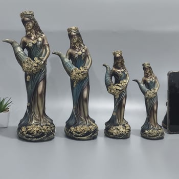 Figura boginje bogatstva – metalna figura, kartonska ambalaža, kategorija: osoba, nije poklon