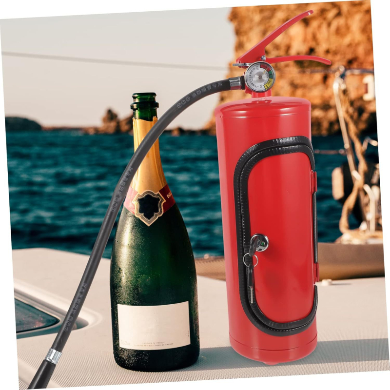 Железен държач за бутилки вино във форма на пожарогасител, модерен метален декоративен предмет за дом, офис и хотел/ресторант