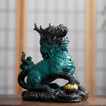 Kirin porculanska para figūra za Feng Shui, ukras dnevnog boravka i ureda — Mad Monkey, životinje, glazura u boji, polu ručna izrada