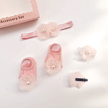 Laste tüdrukute juukse aksessuaaride komplekt – käsitöö, pärlilille motiiviga, printsesside sari; sisaldab juuksebandi, juukseklipse ja väikesi sokke