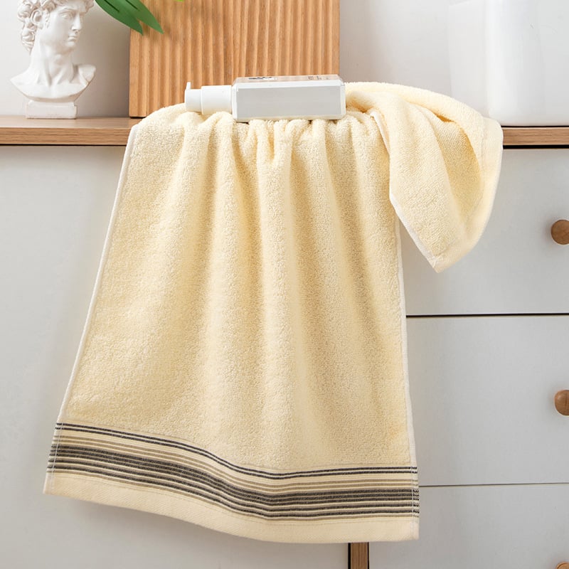 Prosoape de baie și pentru față din bumbac, moi și absorbante, îngroșate cu fir 32S, 100–120 g pe prosop