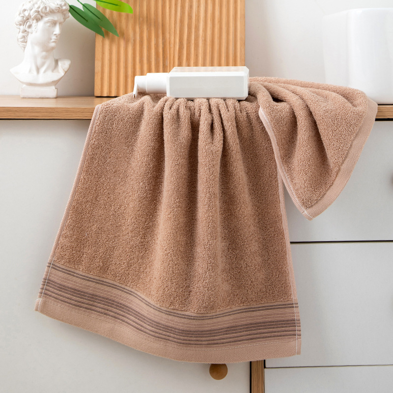 Prosoape de baie și pentru față din bumbac, moi și absorbante, îngroșate cu fir 32S, 100–120 g pe prosop