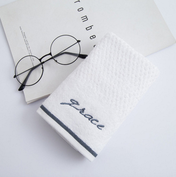 Grace JieLiya kvadratni ručnik od 100% pamuka s ušivenim logom, 42 g, upijanje 0–5 s, pređa 21/32s