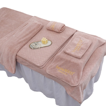 Ilusalongi näorätik logoga, korallfliis, 300 g, imavus 16–20 s, kohandatav, õmblemine