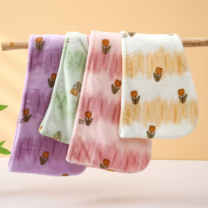 Tulip oblik kape za sušenje kose (Meng yishu; Coral fleece; 150D; Plain weave; 80–99 g)