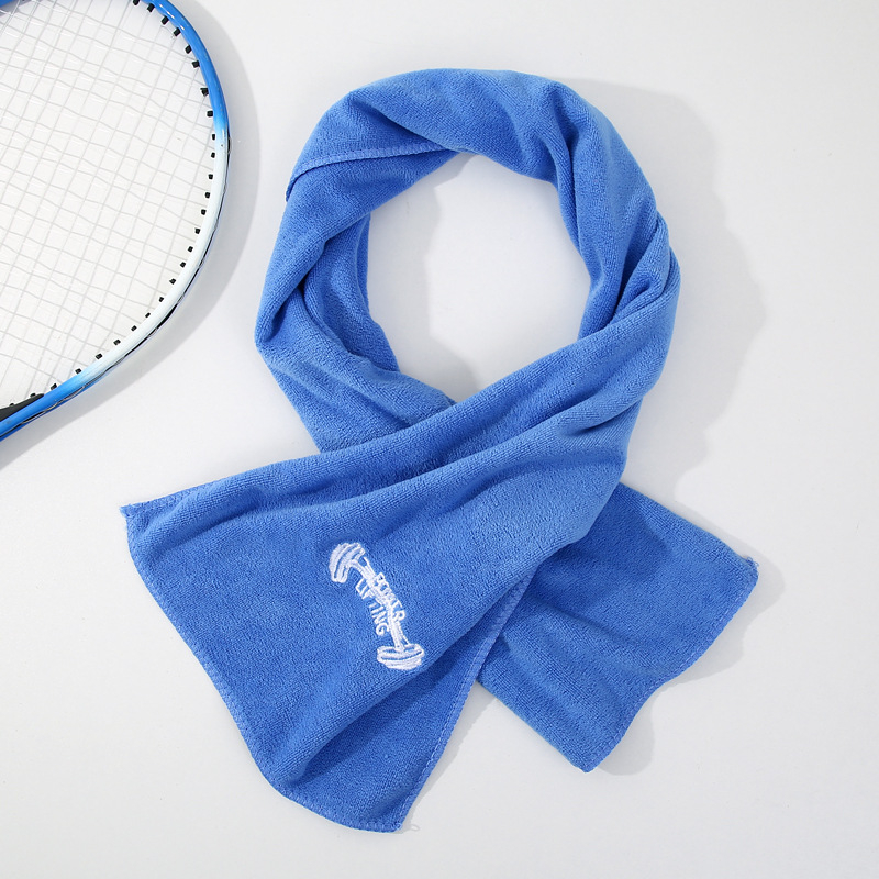 Sportski ručnik od mikrovlakana s brzim sušenjem, ušivenim logotipom, prilagodljiv, težina 105 g