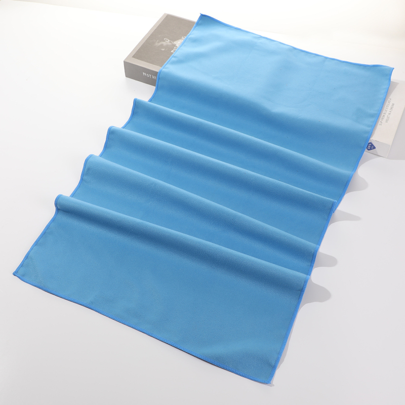 Prosop de răcire, poliester, 140 g/m2, fir simplu, absorbție 0–5 s