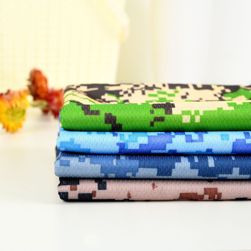 Jahutustrükkiga spordirätik – polüester, 130 g/m², trükitud logo, vee imendumine 0–5 s, jahutusfunktsioon