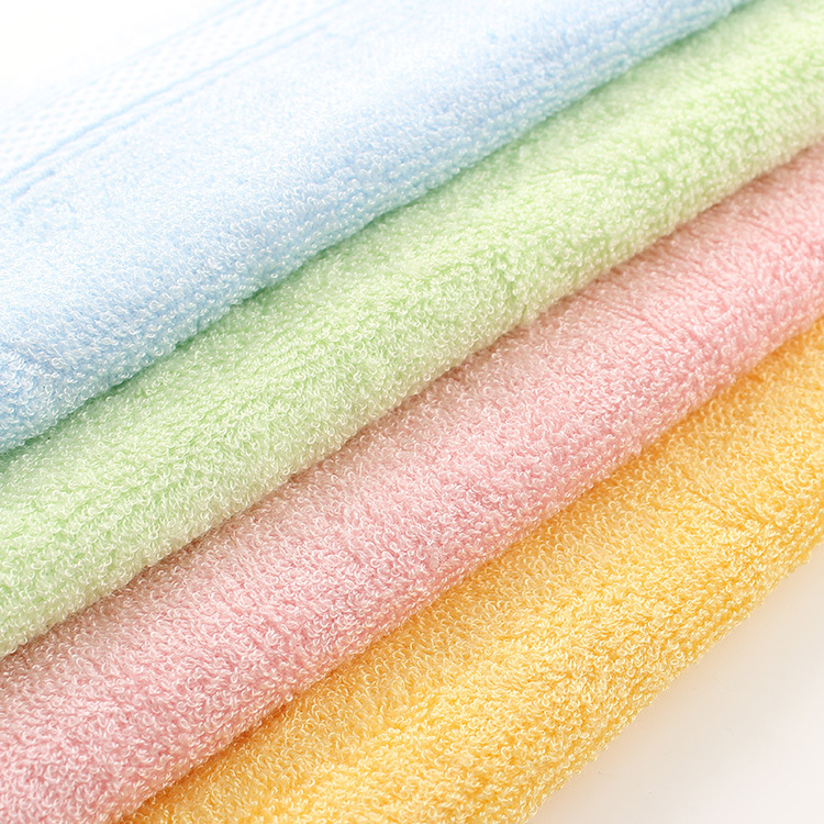 Mingzhu dječji ručnik od bambusovog vlakna, apsorpcija 26–30 s, GSM 50, ravno tkanje, uvijena vlakna