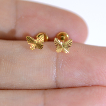 Лип стъд с пеперуден дизайн, G23 титан, Скулптурна обработка, Lip Ear, Персонализация