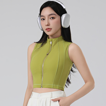 Sportinė liemenėlė su priekinio užtrauktuko, fiksuoti puodeliai, integruotas viršus, krūties pagalvėlė, nailonas/spandeksas 75/25