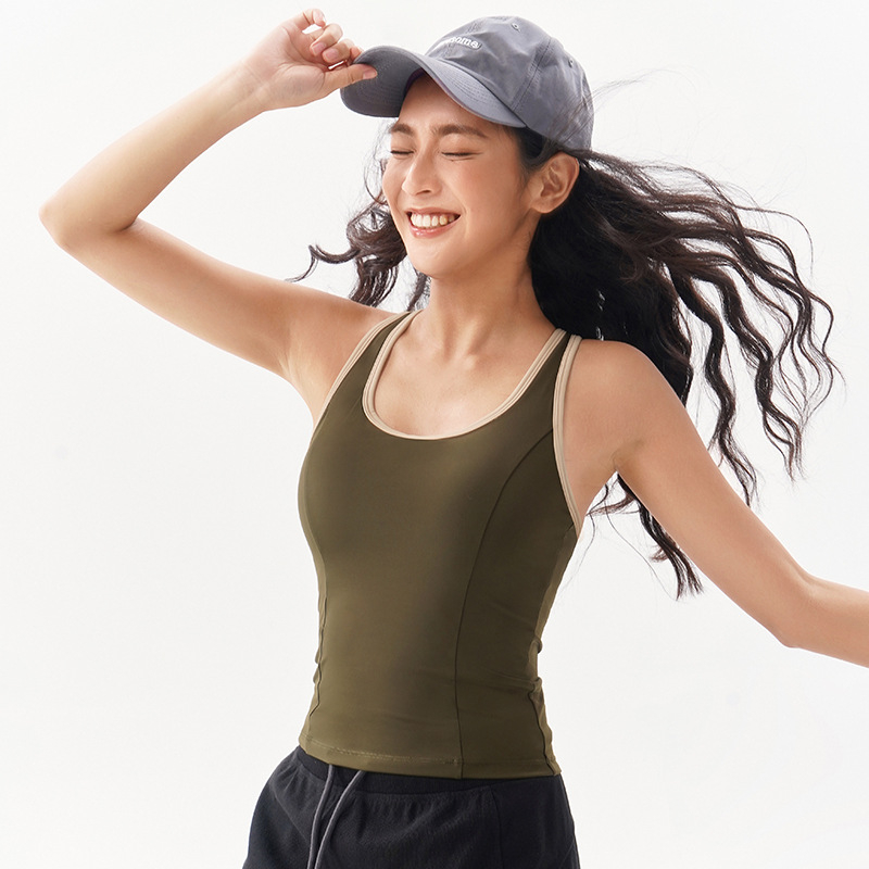 Női ujjatlan sportos felső, gyorsan száradó nylonból, fő anyag 75% nylon, bélés 25% spandex; teljes kosár, közepes formájú kosár; alkalmas futáshoz, edzéshez és tánchoz