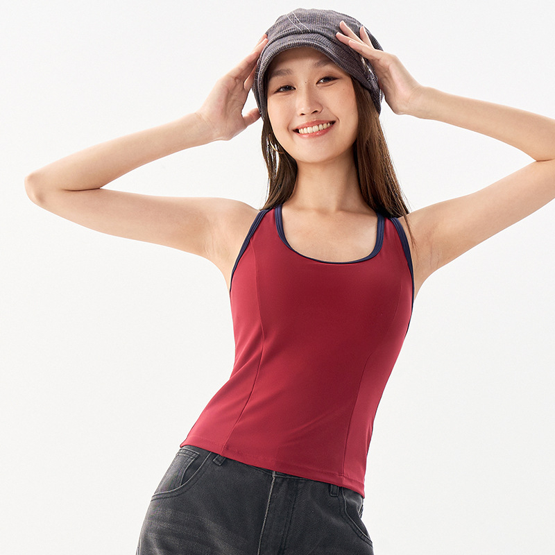 Női ujjatlan sportos felső, gyorsan száradó nylonból, fő anyag 75% nylon, bélés 25% spandex; teljes kosár, közepes formájú kosár; alkalmas futáshoz, edzéshez és tánchoz