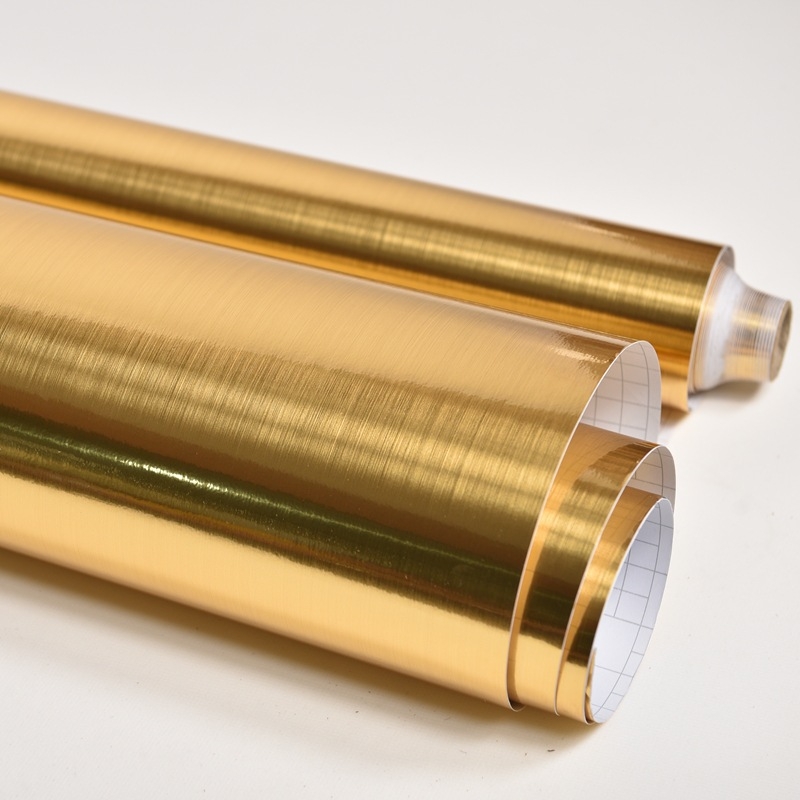 Isekleepuv PVC-folie metallilise harjatud tekstuuriga külmikutele, lifttidele, köögipindadele ja kappide renoveerimiseks (veekindel, õli- ja mustusekindlus)