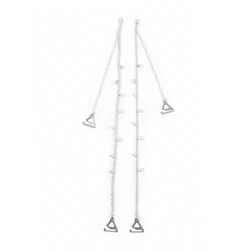 Plecu siksna apģērbam ar neizskatāmiem kristāliem un metāla pērlēm • Materiāls: titāna tērauds • Stils kods: 22105853830 • Izlaidums: 2024. gada vasara • Virsma: gluda, draudzīga ādai