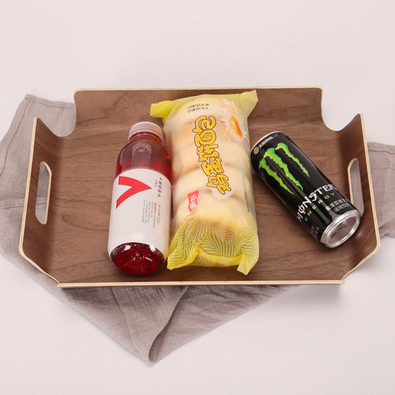 Ξύλινος ορθογώνιος δίσκος σερβιρίσματος με ριγέ σχέδιο και λαμπερή επιφάνεια, δυνατότητα παραμετροποίησης λογοτύπου