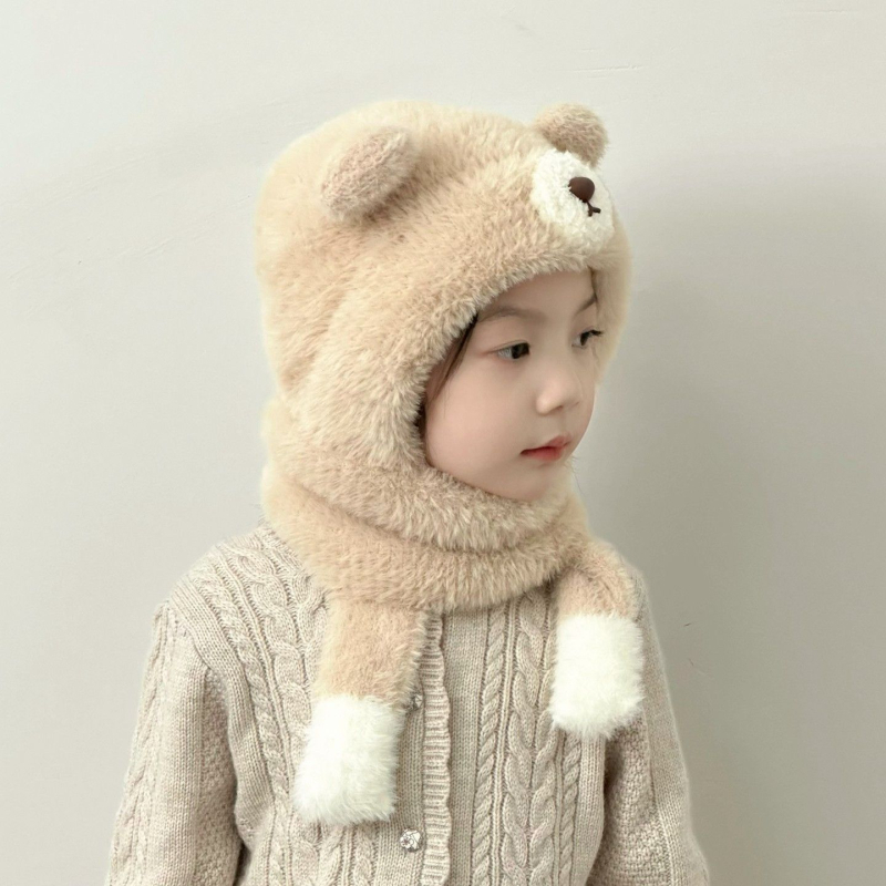 Шапка с качулка от плюш, подплатена с флис и комплект шал – топла и ветроустойчива за деца през зимата