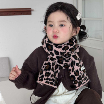 Vaikiškas leopardų rašto šalikėlis - japonų-korejiečių stilius, medvilnė, warp mezgimas, džakardas (Unisex)