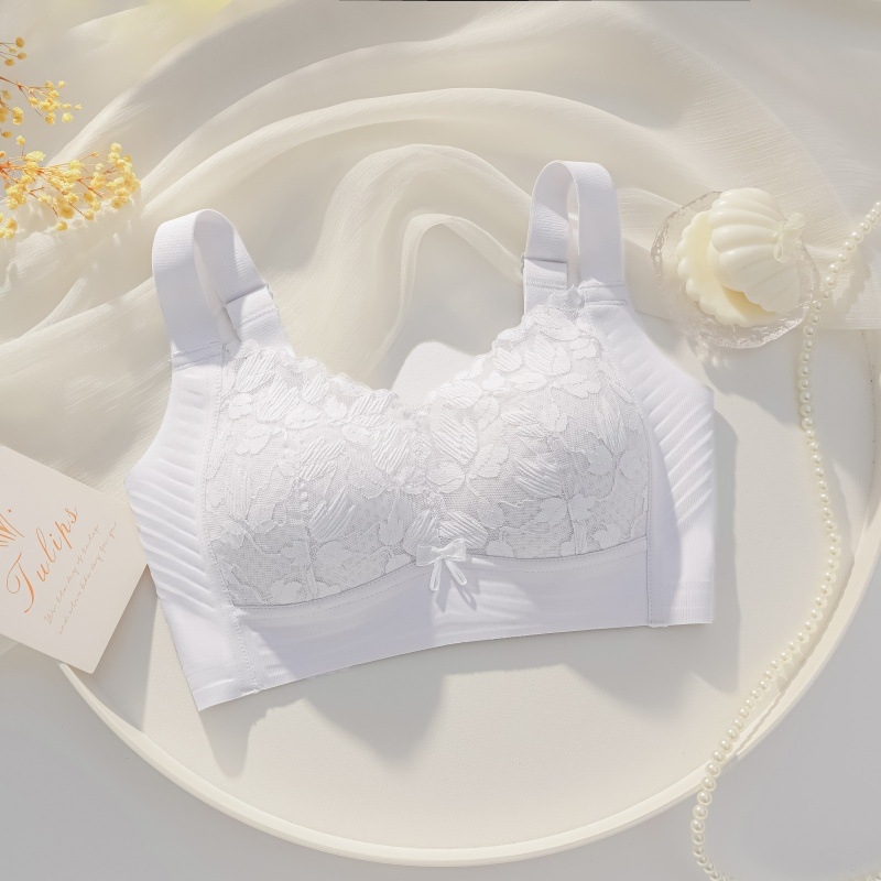 Pilna krūtinės liemenėlė su plonais formuojamais puodeliais, 3/4 puodeliai, nailono/elastano audinys, nugaros užsegimas su keturiais kilpų ir akių, fiksuojančios petnešėlės