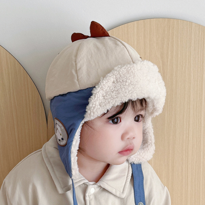 Laste Lei Feng müts: kõrge kroon, lühike äär, fliisvooder, tuulekindel, kõrvakaitse